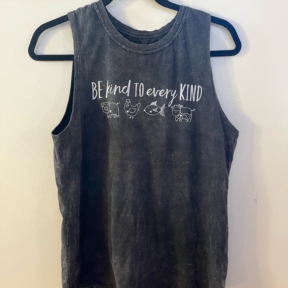 Meet your Posher, Ali - Picture 4 of 7